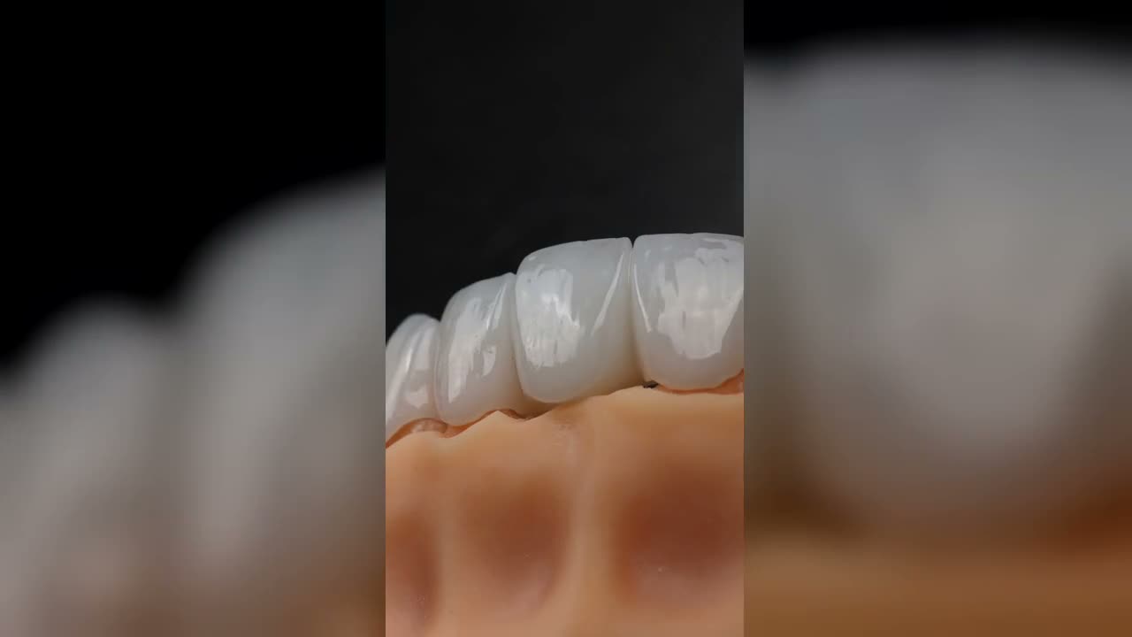 Dr. Fahd, dentiste à Marrakech — esthétique dentaire à la clinique dentaire Ocre, Guéliz